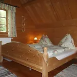 Pircherhof - Urlaub Und Erholung Im Troadkost'n ファームステイ *